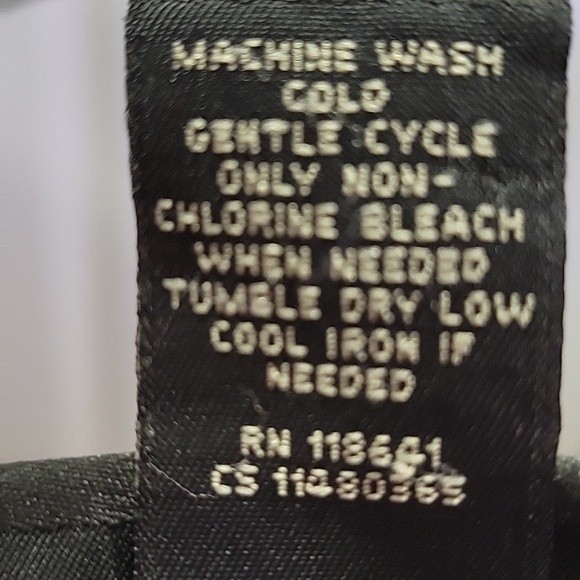 Women's Lane Bryant Plus Size V-Neck Black & White Top - Picture 7 of 7